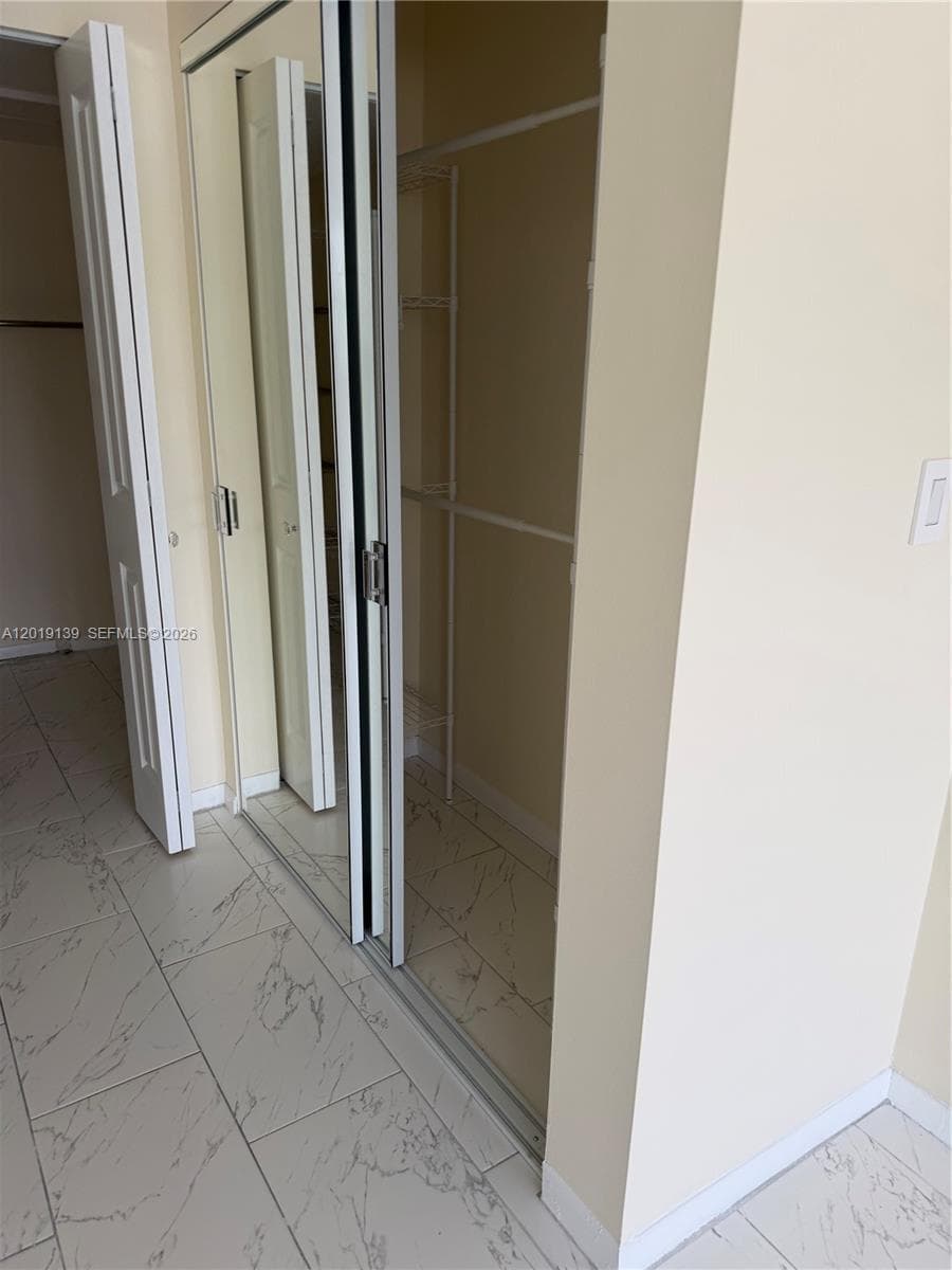 LAKE POINT TOWER CONDOMIN · #313 in Hallandale Beach - Photo 27