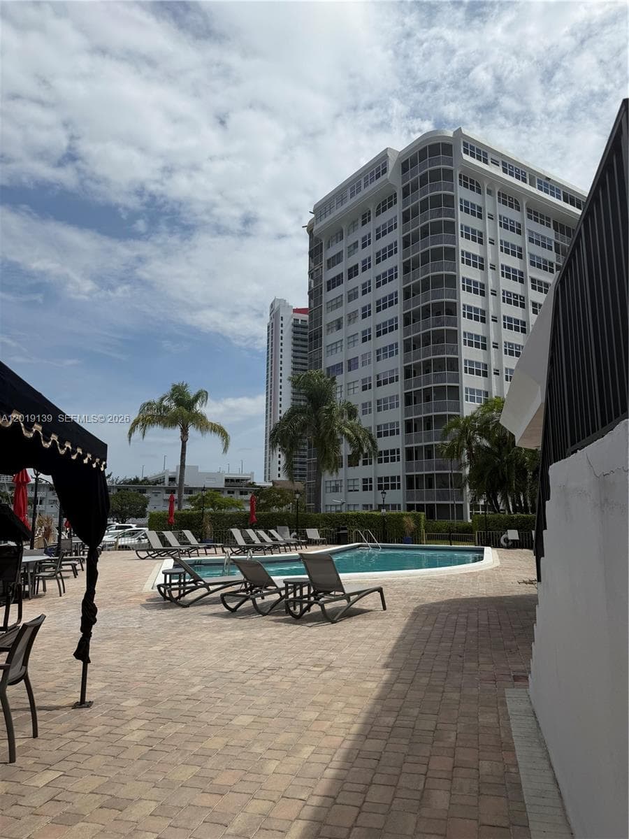 LAKE POINT TOWER CONDOMIN · #313 in Hallandale Beach - Photo 2