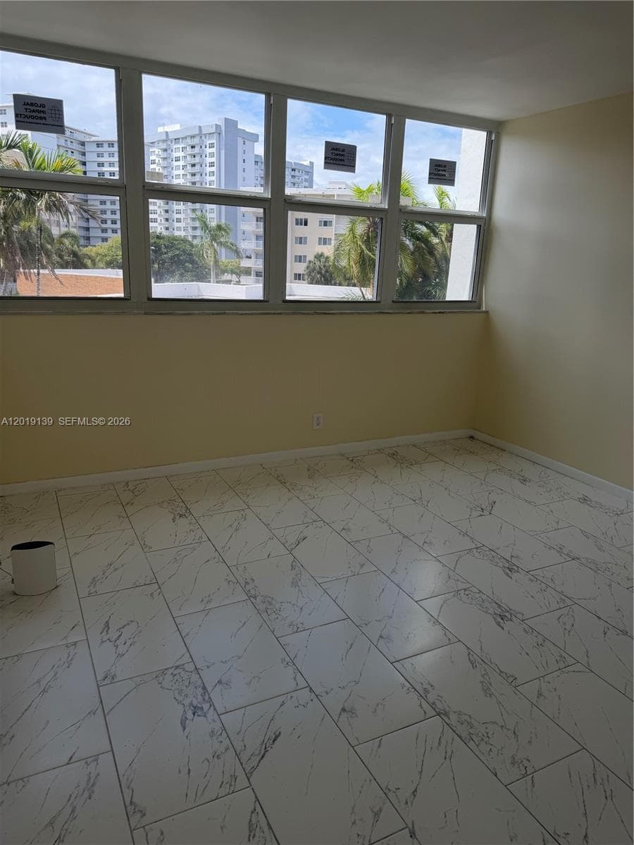 LAKE POINT TOWER CONDOMIN · #313 in Hallandale Beach - Photo 34