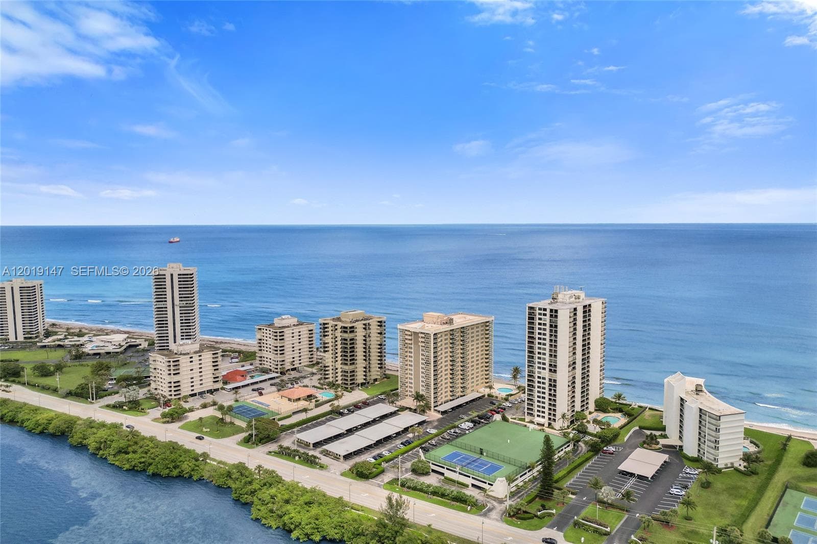 CONNEMARA CONDO · #2201 in Singer Island - Photo 46