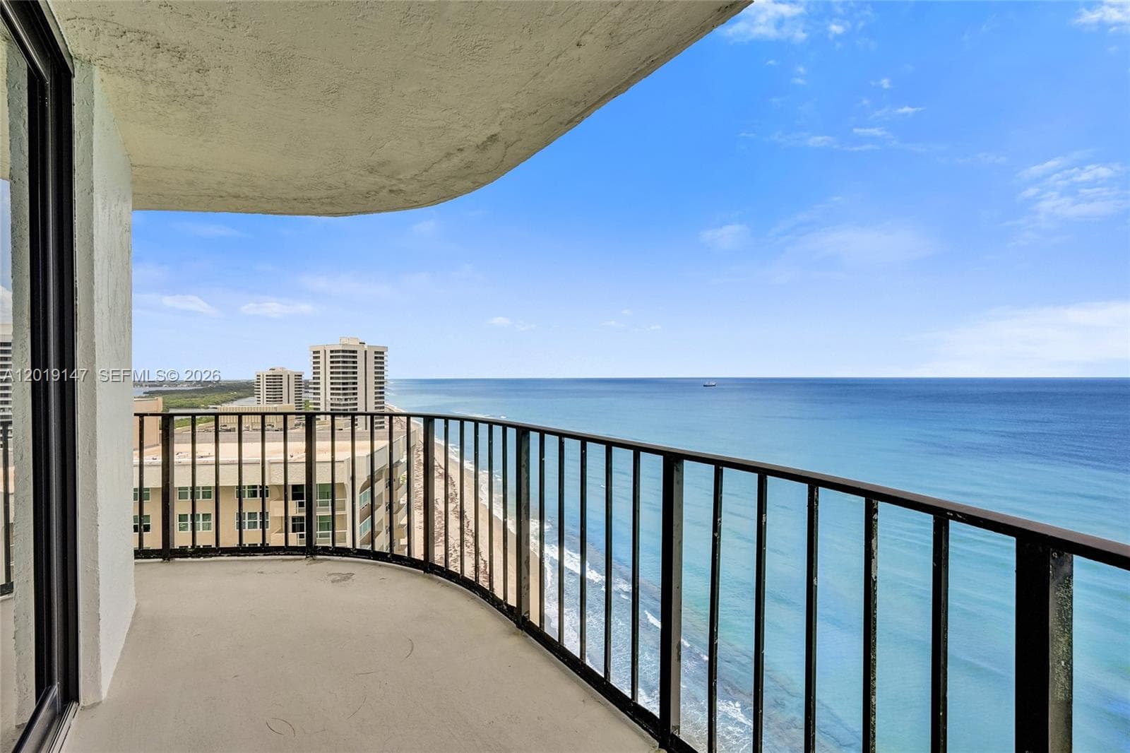 CONNEMARA CONDO · #2201 in Singer Island - Photo 24