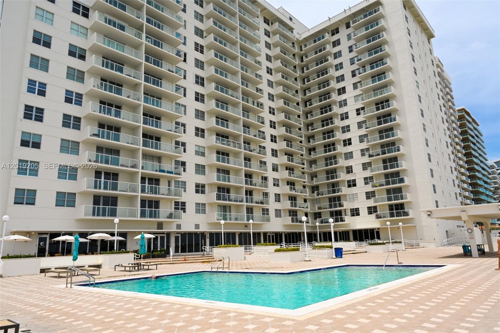 ARLEN BEACH CONDO · #511 in Miami Beach - Photo 19