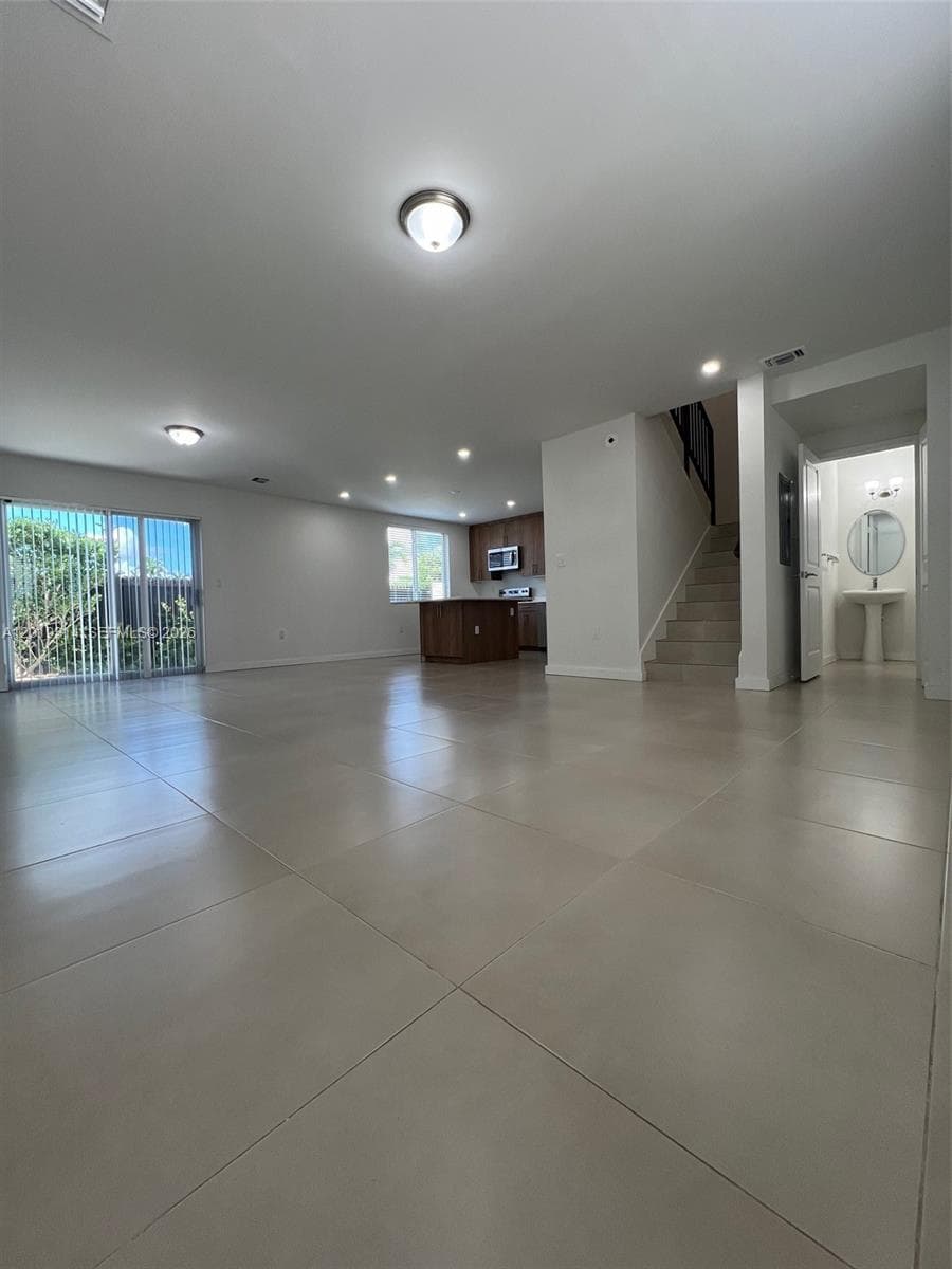 199 N Redland Rd #B5 photo 6