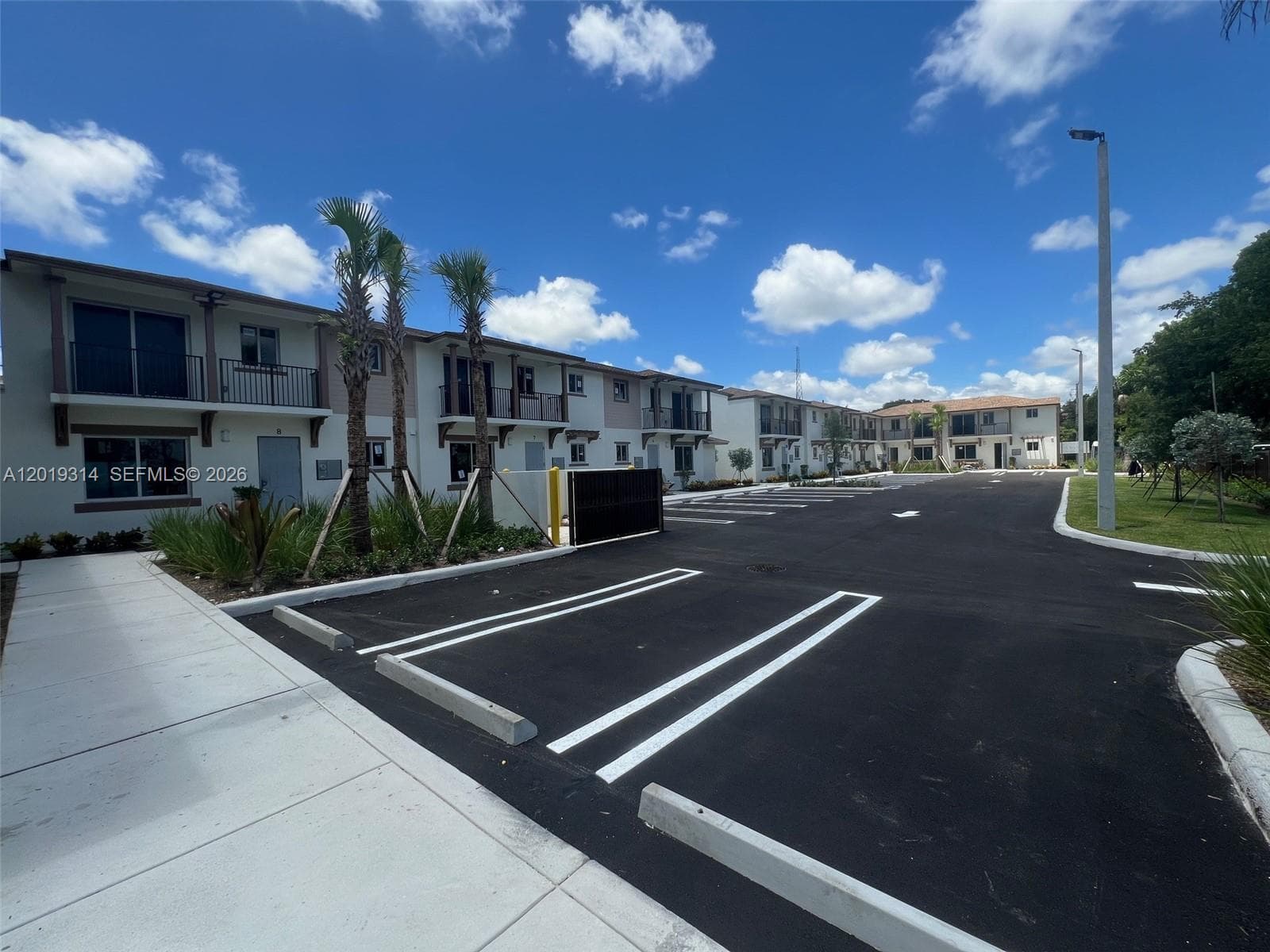 199 N Redland Rd #B5 photo 3
