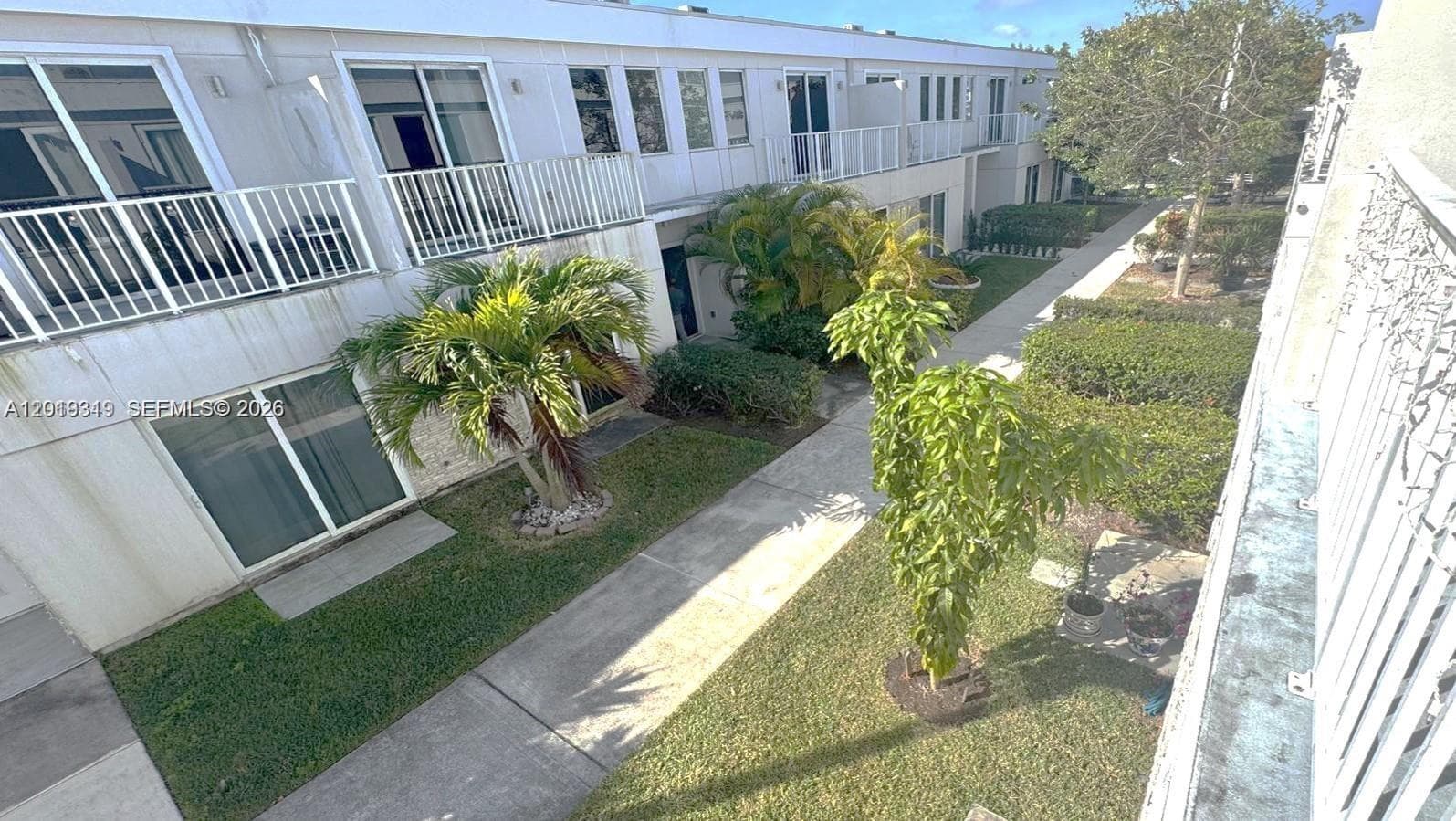 13724 SW 259th St photo 31