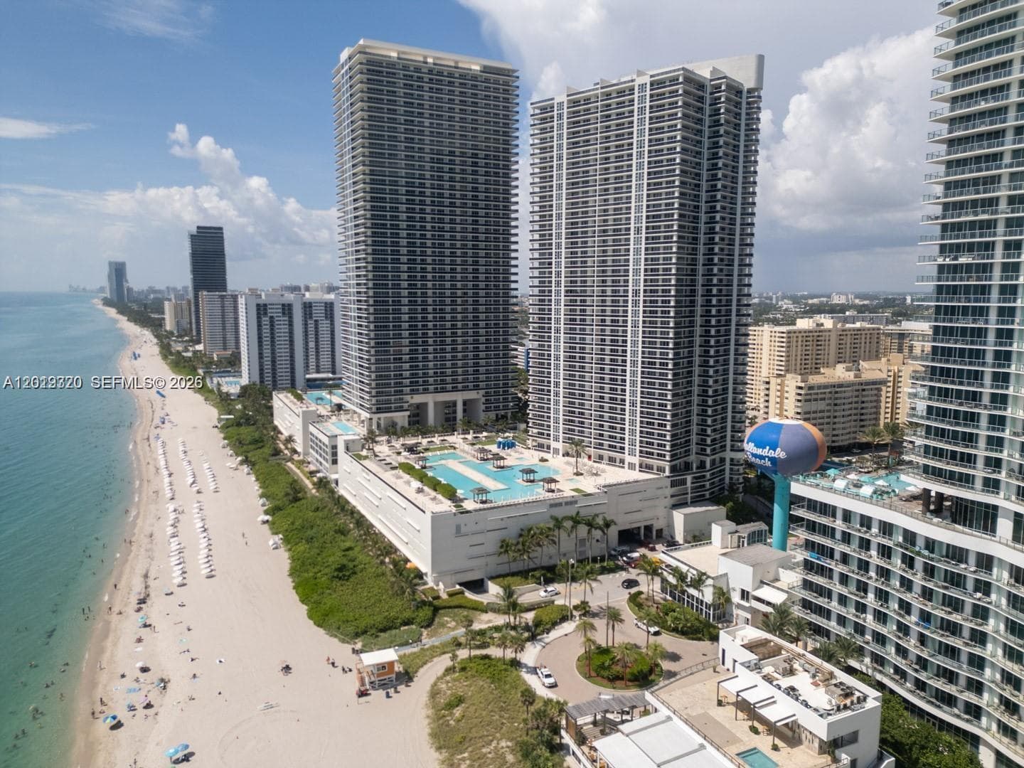 BEACH CLUB THREE CONDO · #3002 in Hallandale Beach - Photo 1