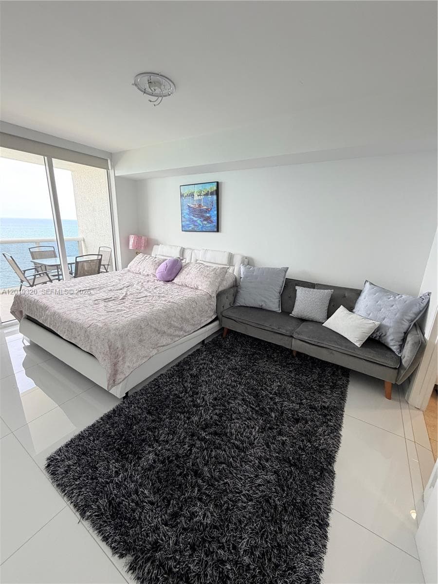 BEACH CLUB THREE CONDO · #3002 in Hallandale Beach - Photo 9