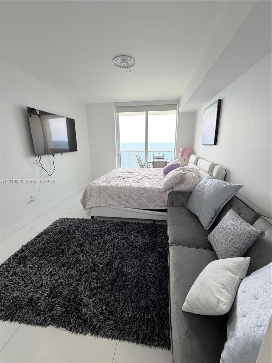BEACH CLUB THREE CONDO · #3002 in Hallandale Beach - Photo 8