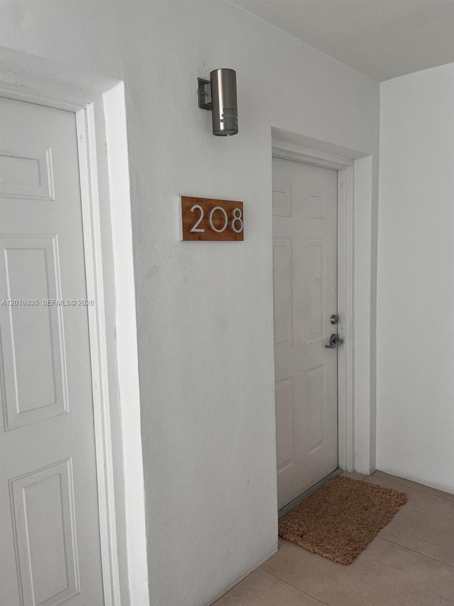 KEY ISLANDER CONDO · #208 in Key Biscayne - Photo 27