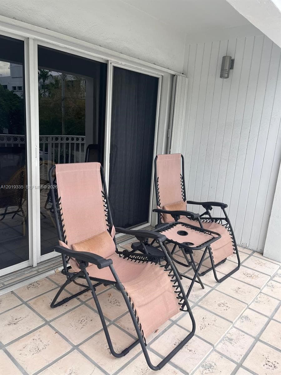 KEY ISLANDER CONDO · #208 in Key Biscayne - Photo 7