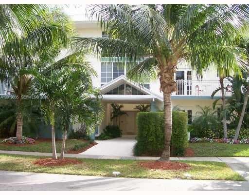 KEY ISLANDER CONDO · #208 in Key Biscayne - Photo 28