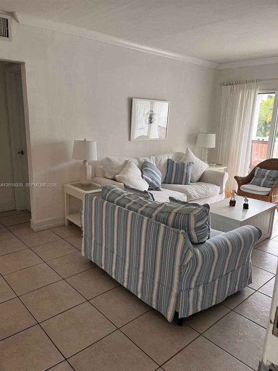 KEY ISLANDER CONDO · #208 in Key Biscayne - Photo 4