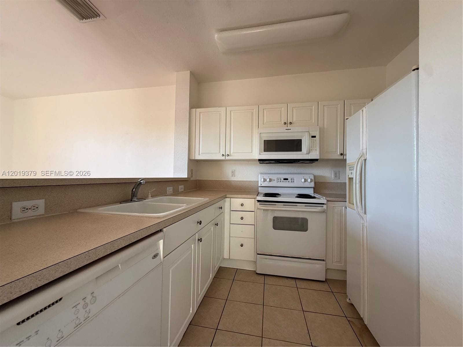 VILLAS AT CARMEL CONDO · #201-28 in Homestead - Photo 3