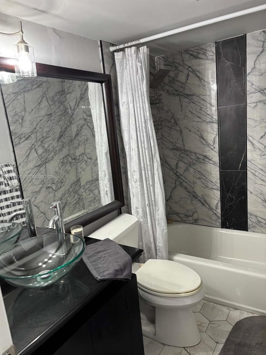 NAUTICAL TOWERS CONDO · #301 in Fort Lauderdale - Photo 21