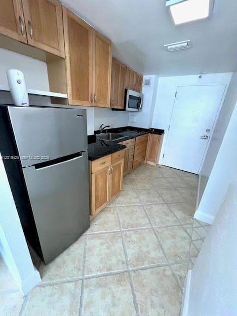 BAY PARK TOWERS CONDO · #1112 in Miami - Photo 19