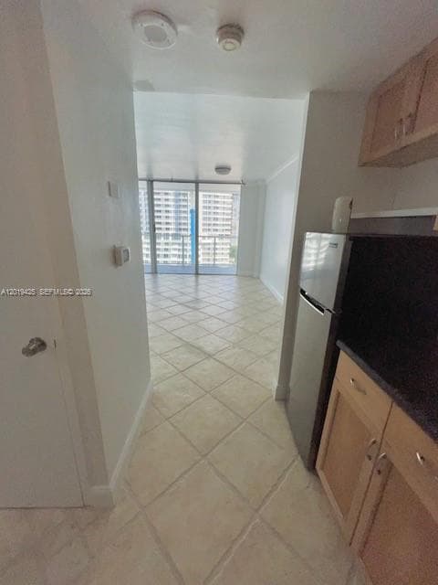 BAY PARK TOWERS CONDO · #1112 in Miami - Photo 4
