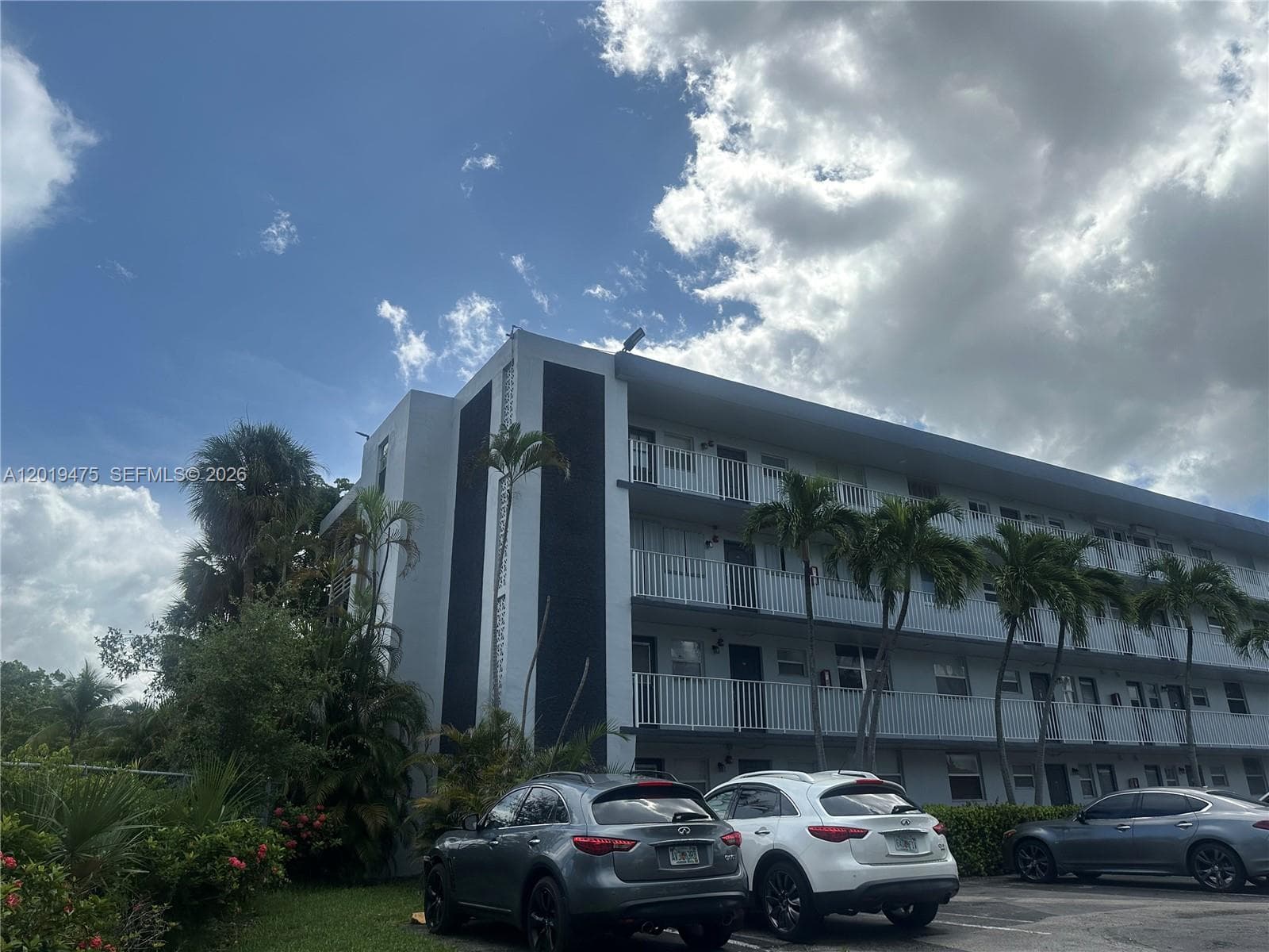 ROYAL OAKS CONDO · #345 in Miami - Photo 6