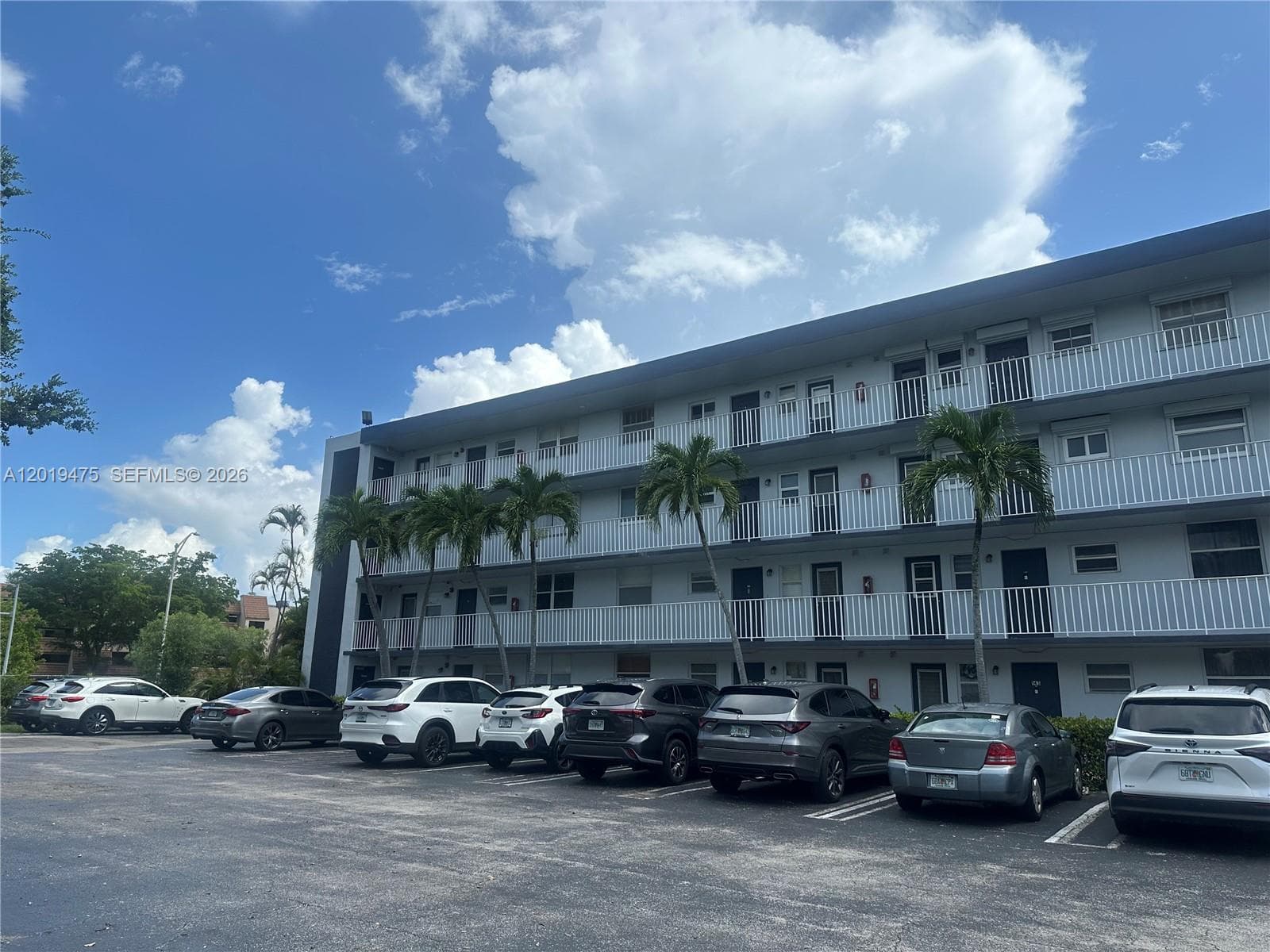 ROYAL OAKS CONDO · #345 in Miami - Photo 5