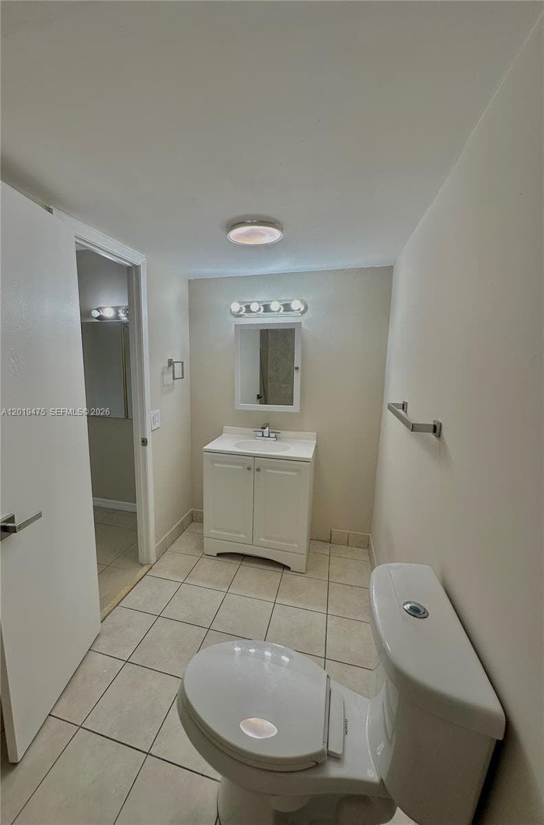 ROYAL OAKS CONDO · #345 in Miami - Photo 19