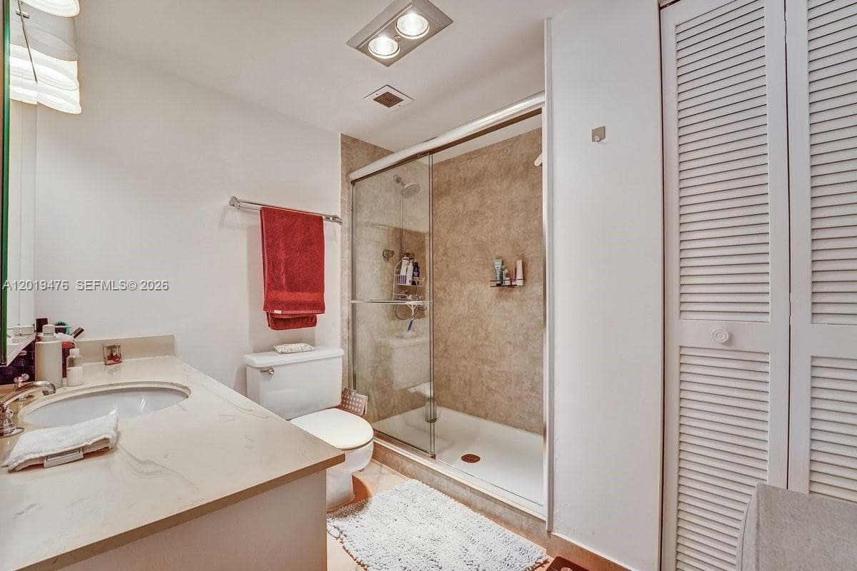 Hemispheres Condo · #4G in Hallandale Beach - Photo 27