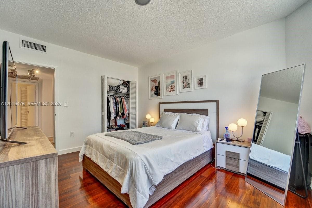 Hemispheres Condo · #4G in Hallandale Beach - Photo 13