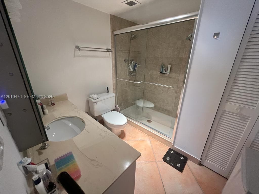 Hemispheres Condo · #4G in Hallandale Beach - Photo 16