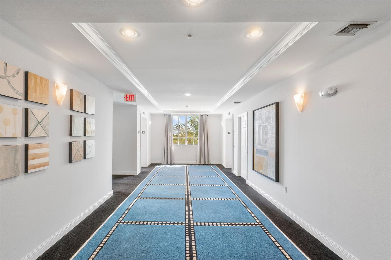 Pineapple Grove Village Lobby