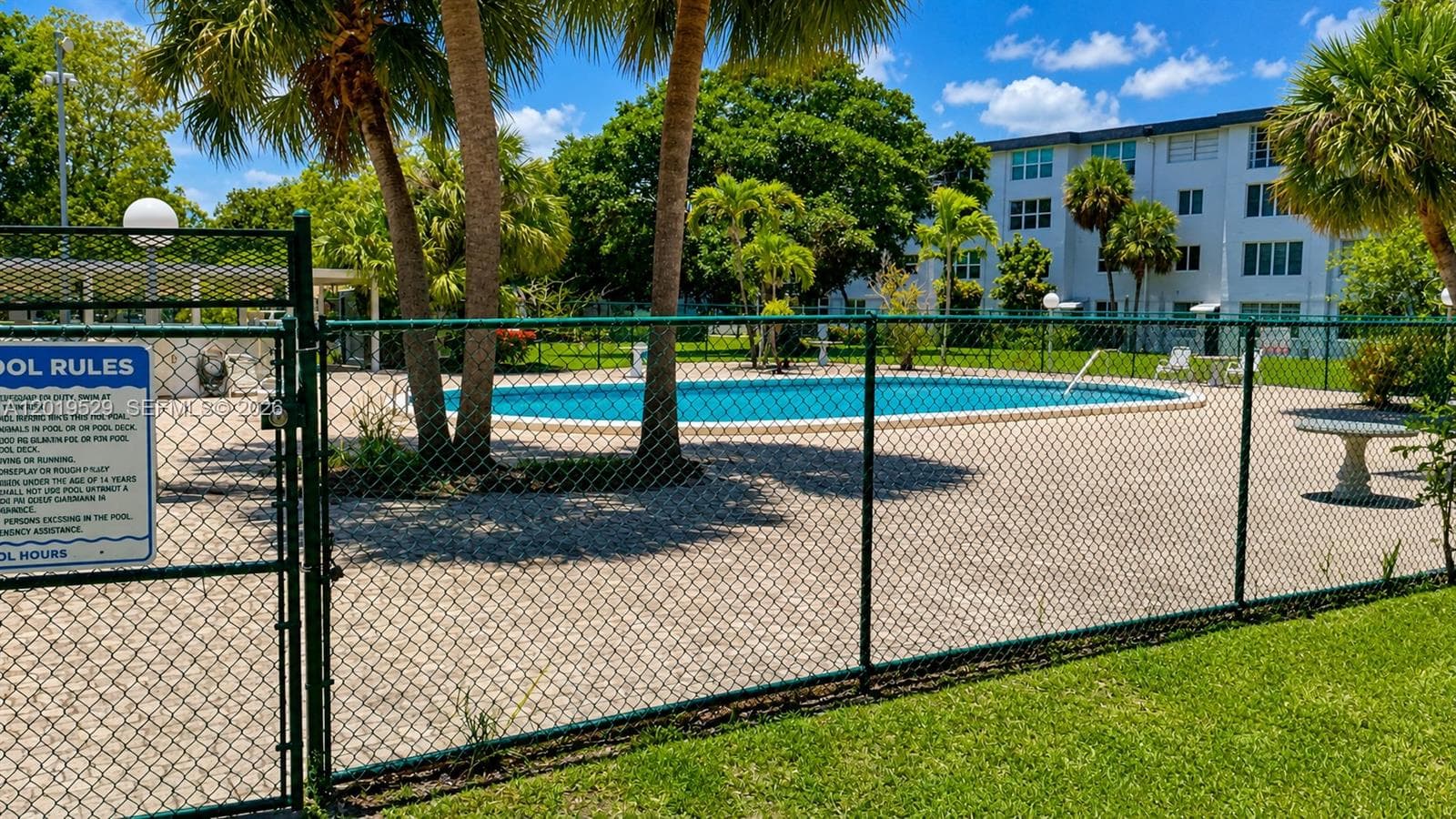 ROYAL OAKS CONDO · #117 in Miami - Photo 6