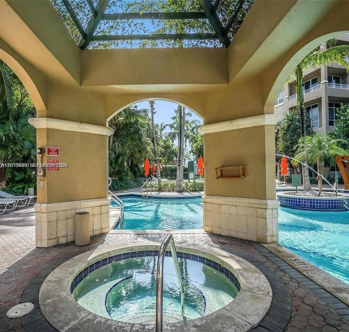 TURNBERRY ON THE GREEN CO · #2115 in Aventura - Photo 27