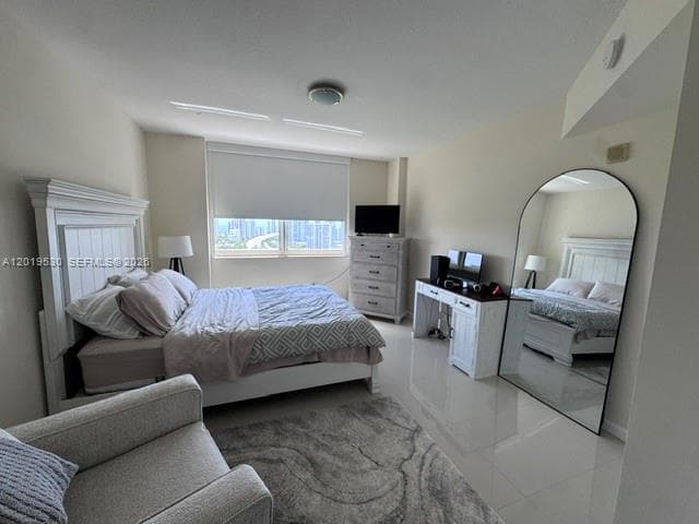 TURNBERRY ON THE GREEN CO · #2115 in Aventura - Photo 17
