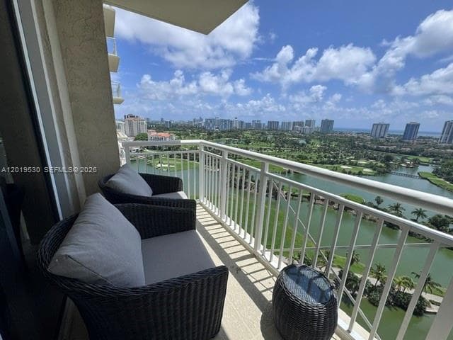 TURNBERRY ON THE GREEN CO · #2115 in Aventura - Photo 3