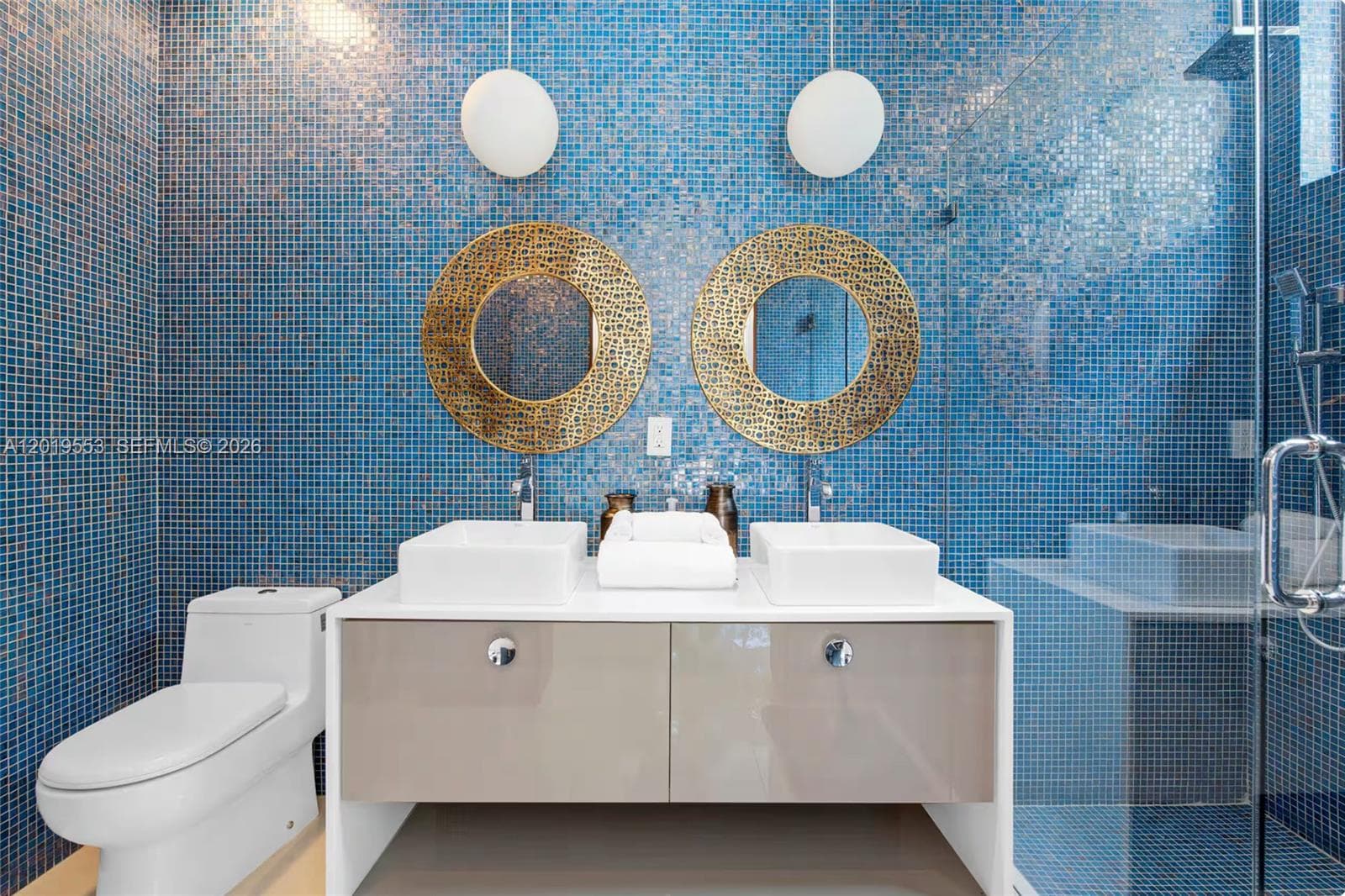 1st floor bathroom 1