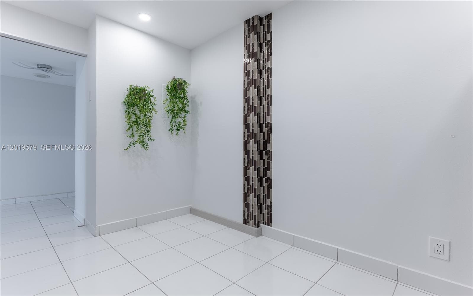 OLYMPUS CONDO · #1110 in Hallandale Beach - Photo 17