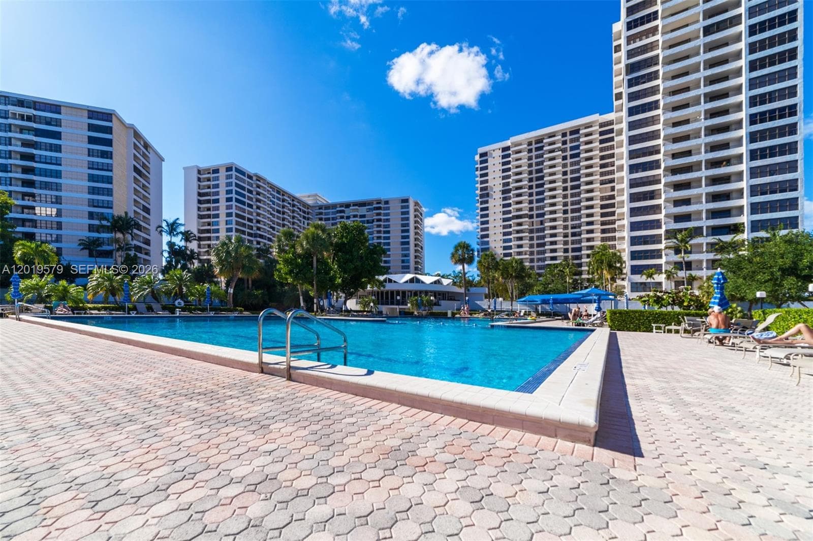 OLYMPUS CONDO · #1110 in Hallandale Beach - Photo 51