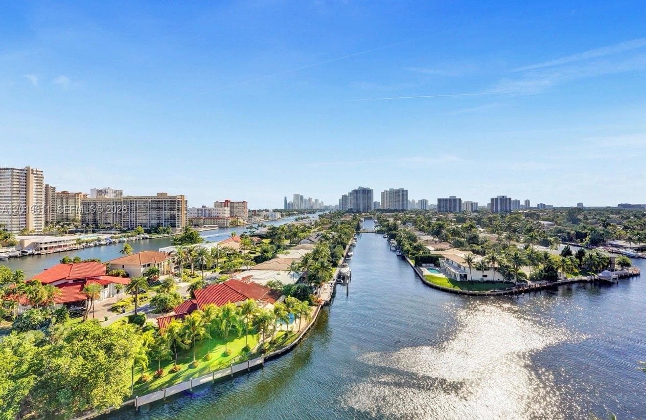 GOLDEN SURF TOWERS CONDO · #1006 in Hallandale Beach - Photo 1
