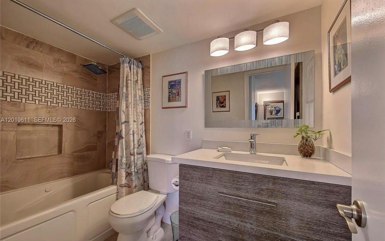 GOLDEN SURF TOWERS CONDO · #1006 in Hallandale Beach - Photo 11