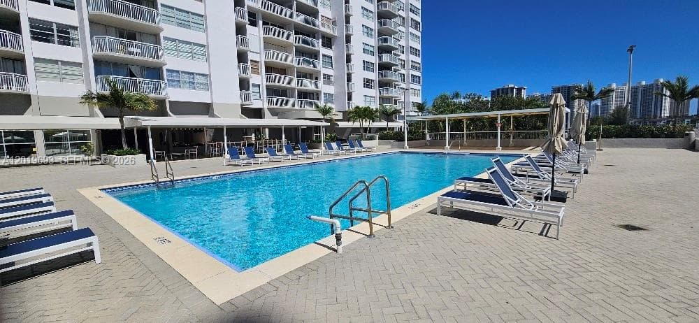 DEL PRADO CONDO · #503 in Aventura - Photo 34