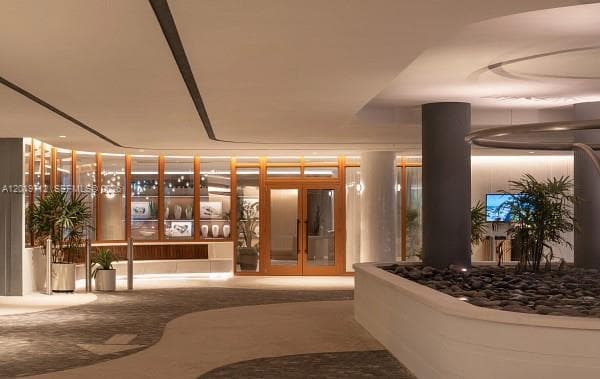 Avara Miami Beach · #726 in Miami Beach - Photo 21