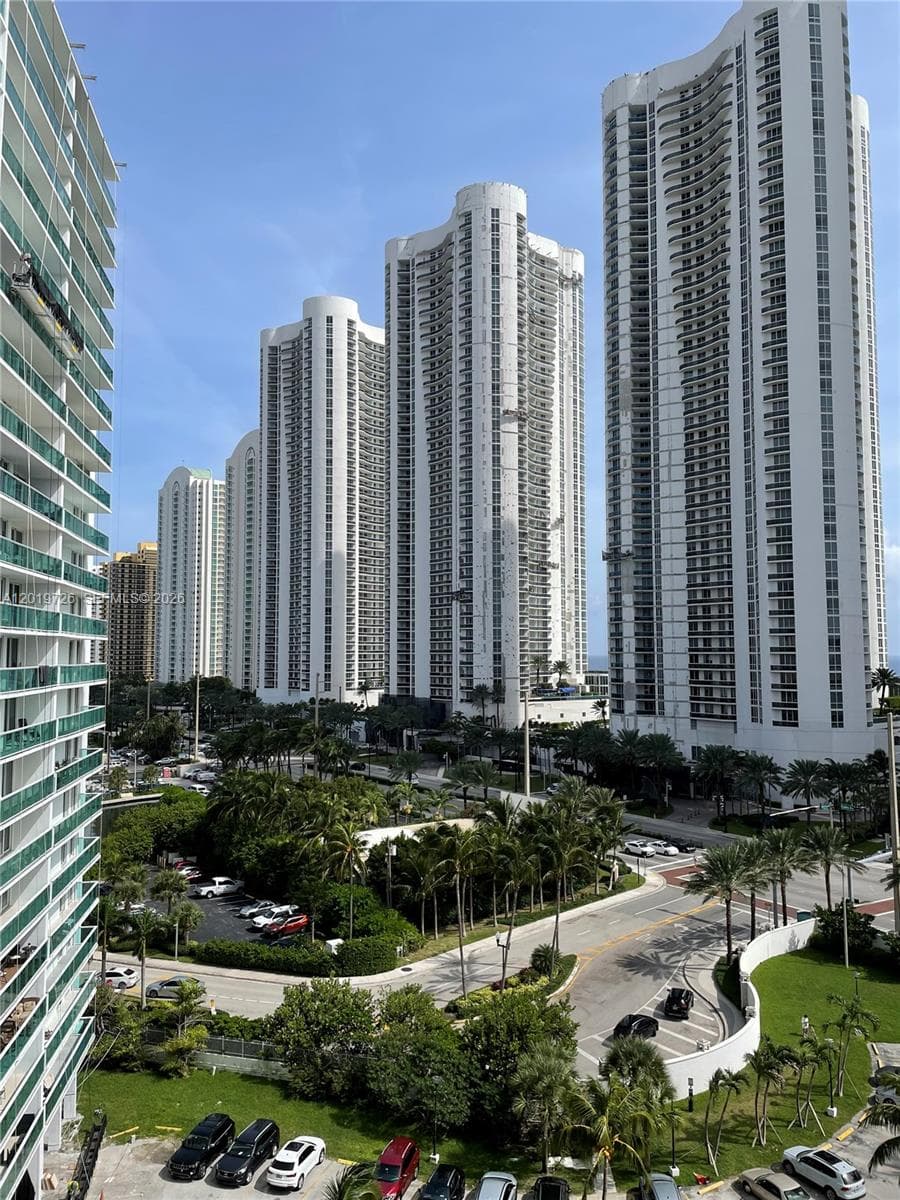 ARLEN HOUSE EAST CONDO · #1012 in Sunny Isles Beach - Photo 2