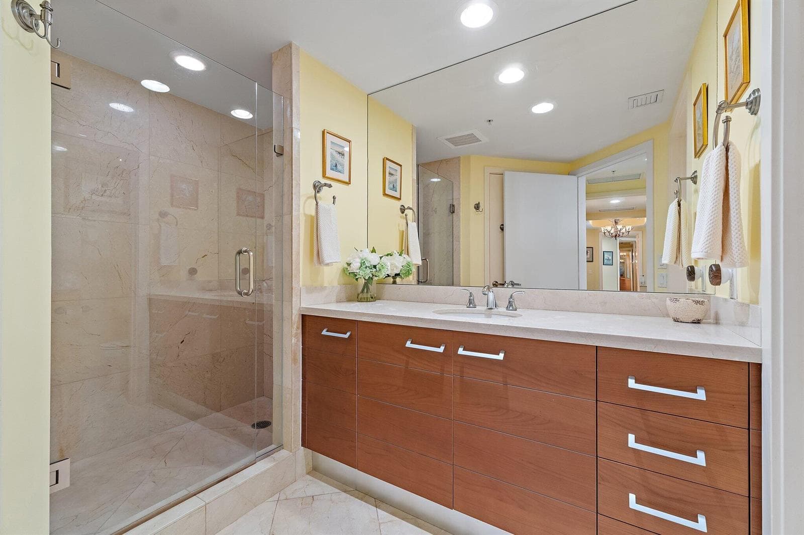 En-Suite Bathroom