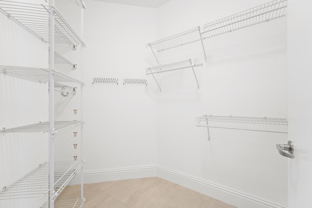 Walk-In Closet 1
