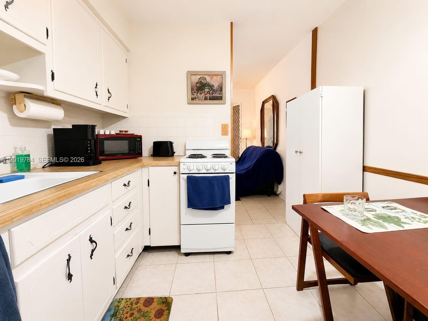 JEFFERSON APTS CO-OP · #11 in Hollywood - Photo 3