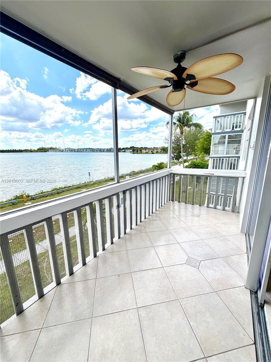18601 Ne 14th ave · #301 in Miami - Photo 28