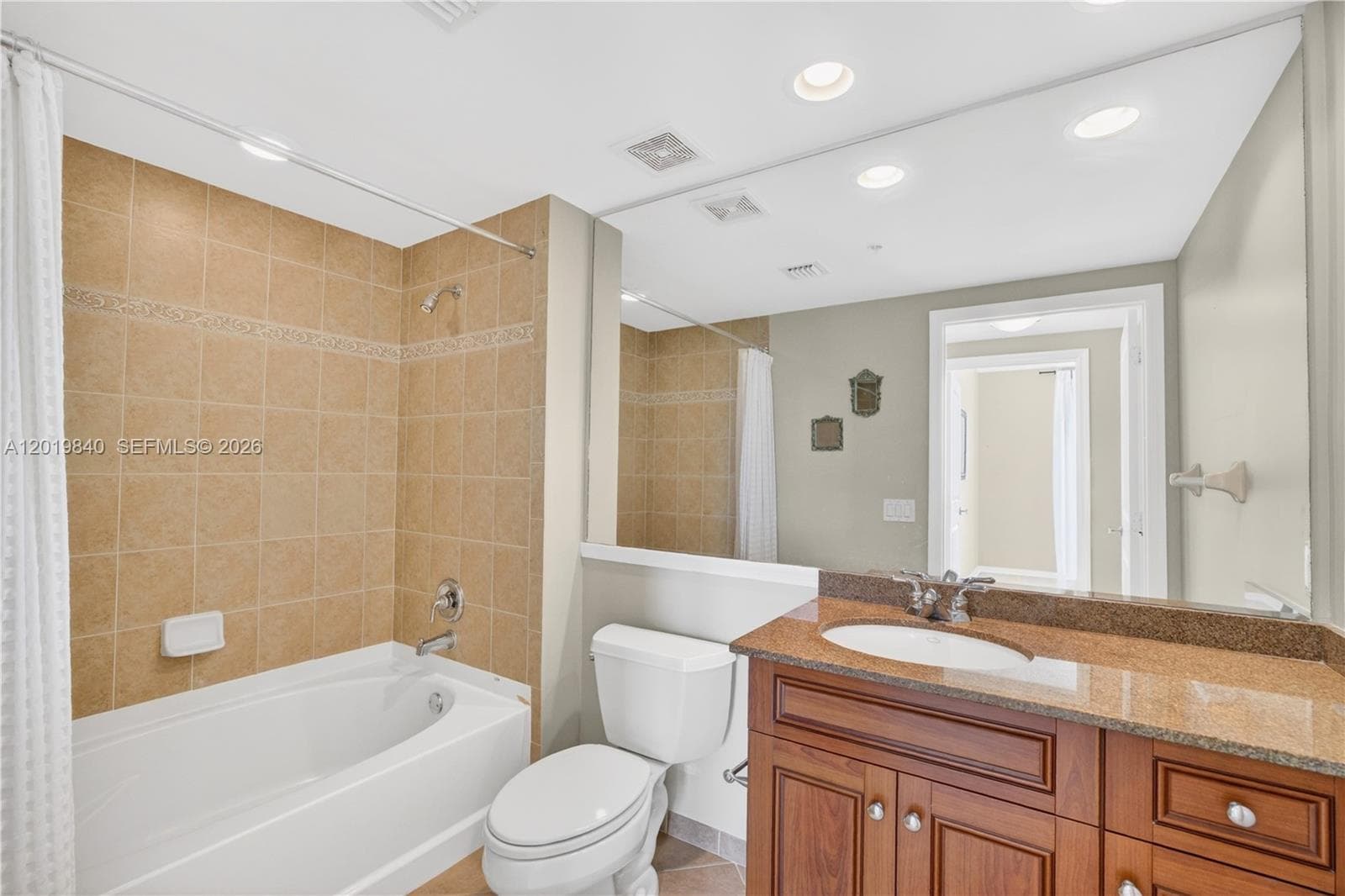 WATERGARDEN · #2205 in Fort Lauderdale - Photo 35