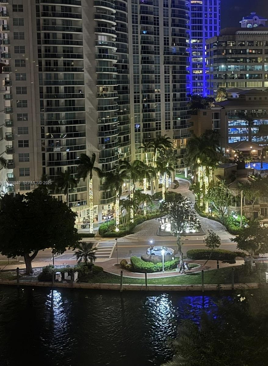 WATERGARDEN · #2205 in Fort Lauderdale - Photo 4