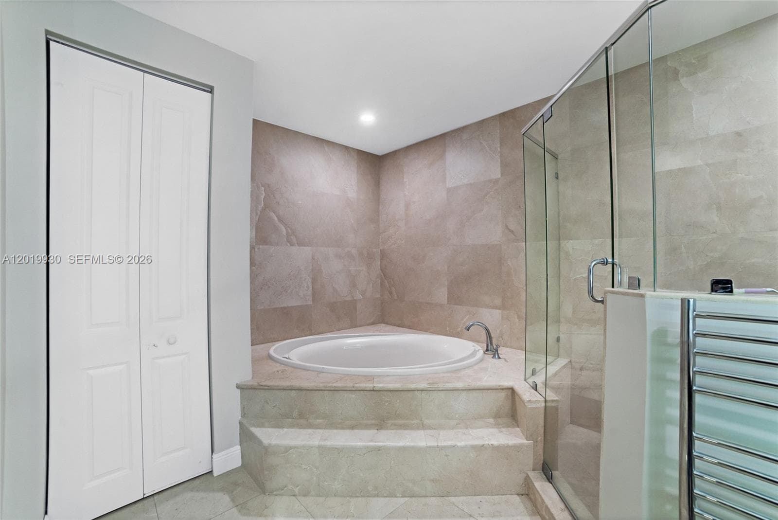 6226 Paradise Point Dr photo 38