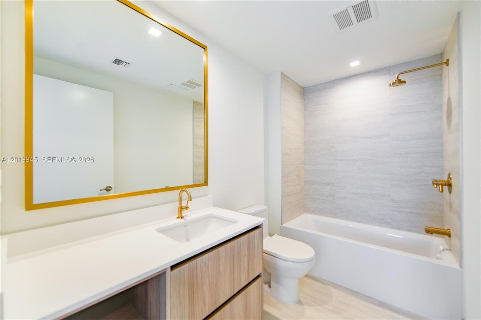 Viceroy Brickell Residences · #2604 in Miami - Photo 13
