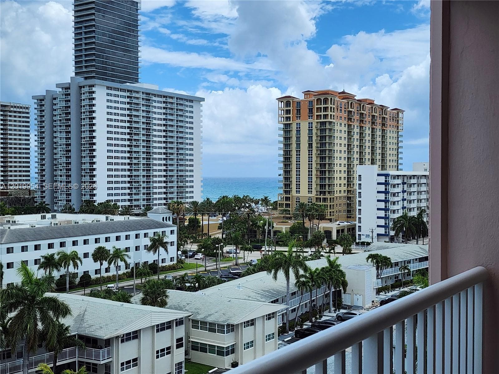 CLIFTON CONDO · #903 in Hallandale Beach - Photo 3