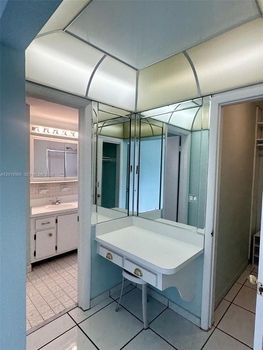 BLUE PELICAN CONDO · #206 in Key Biscayne - Photo 12