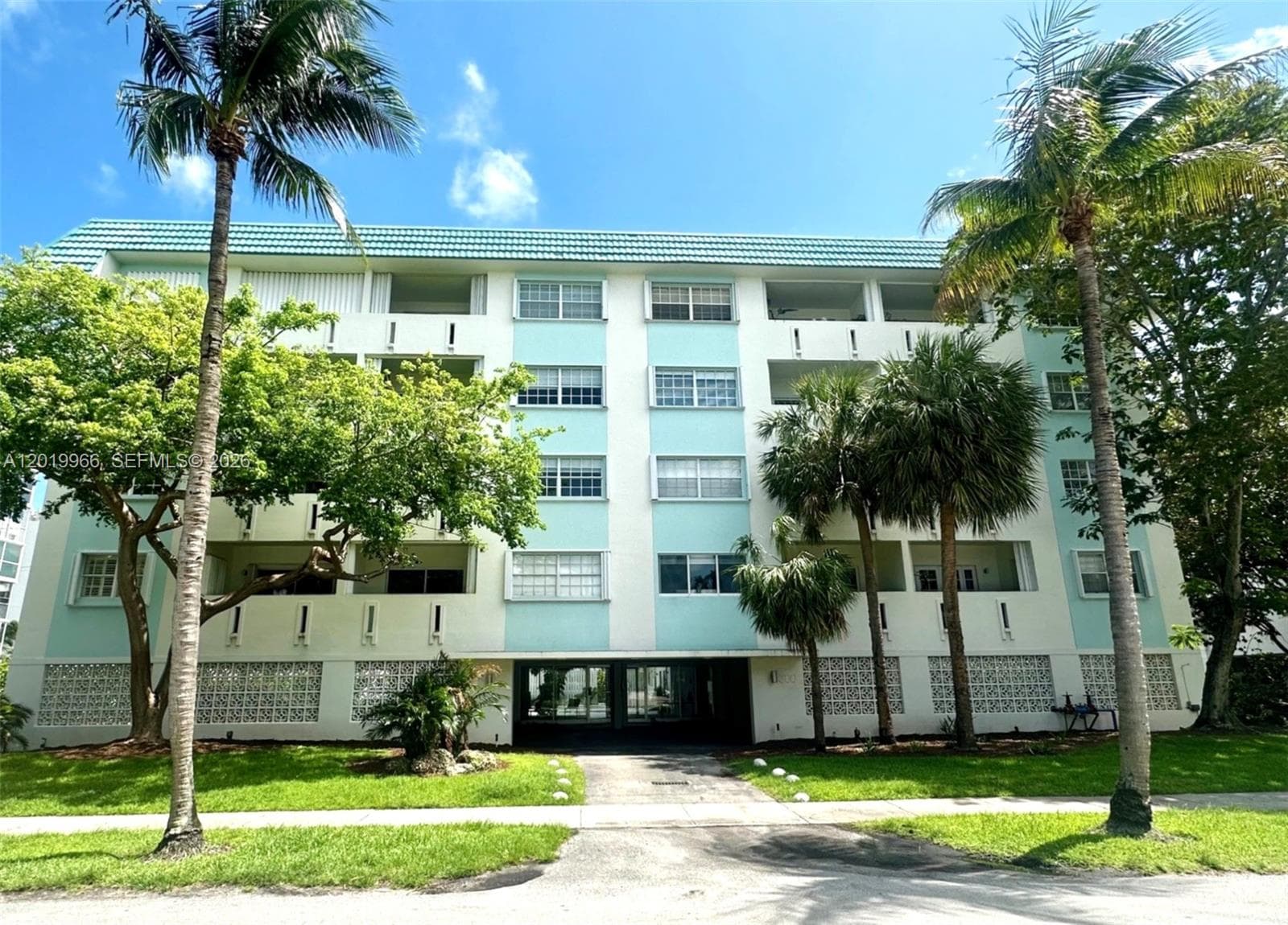 BLUE PELICAN CONDO · #206 in Key Biscayne - Photo 36
